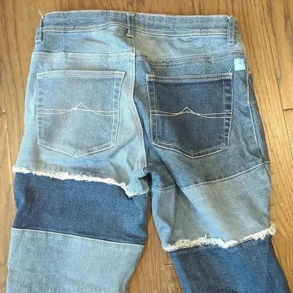 Jeans - Picture 7 of 15